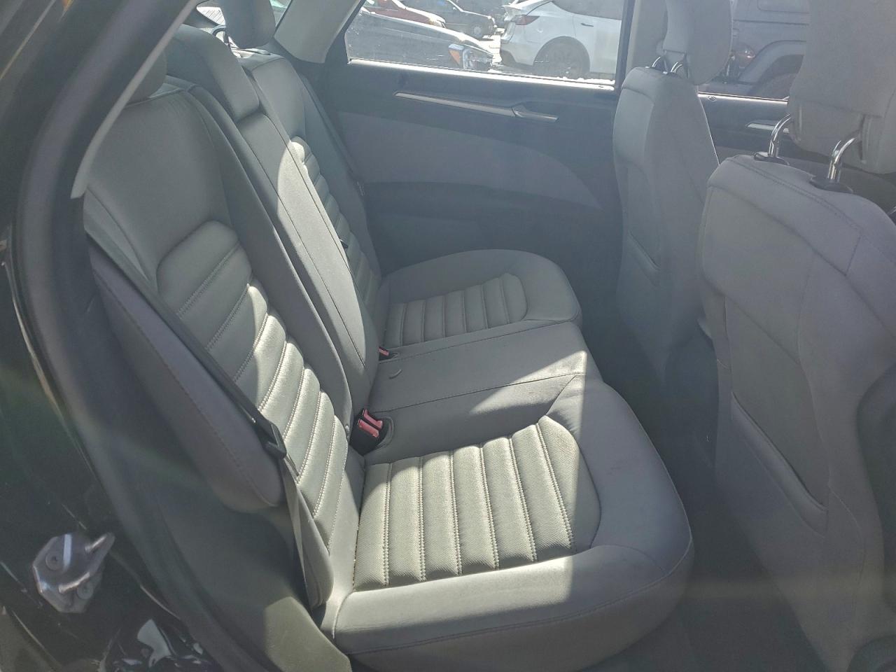 2014 Ford Fusion S VIN: 3FA6P0G76ER367894 Lot: 93994525