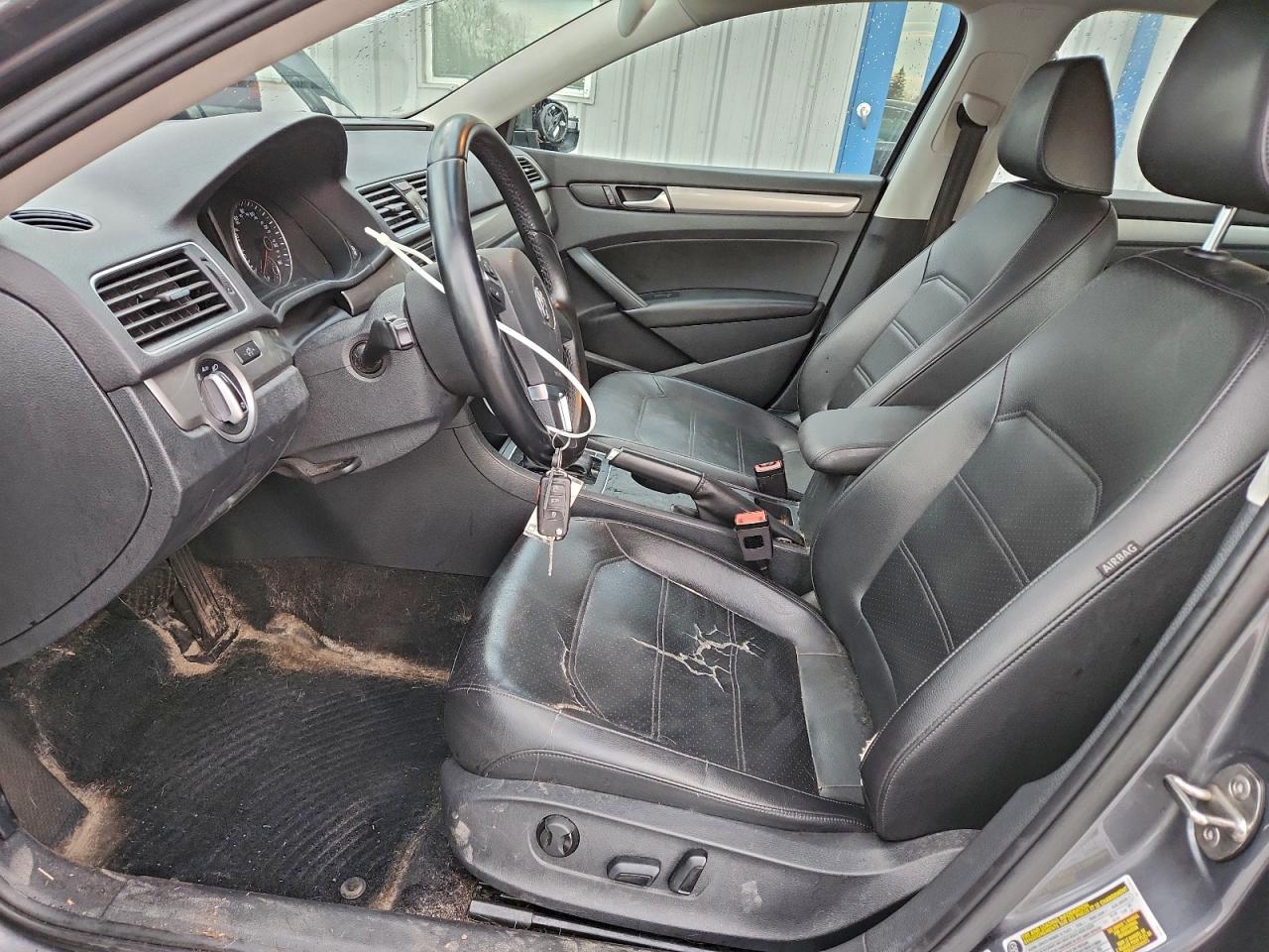 2015 Volkswagen Passat S VIN: 1VWAT7A35FC085812 Lot: 94249195