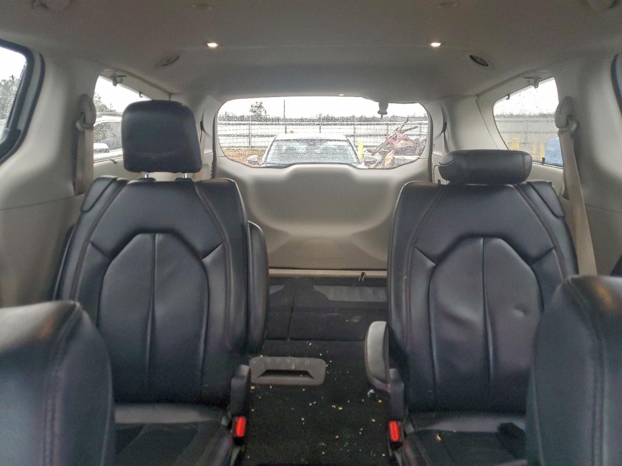 2019 Chrysler Pacifica Touring L VIN: 2C4RC1BG3KR680726 Lot: 93910755