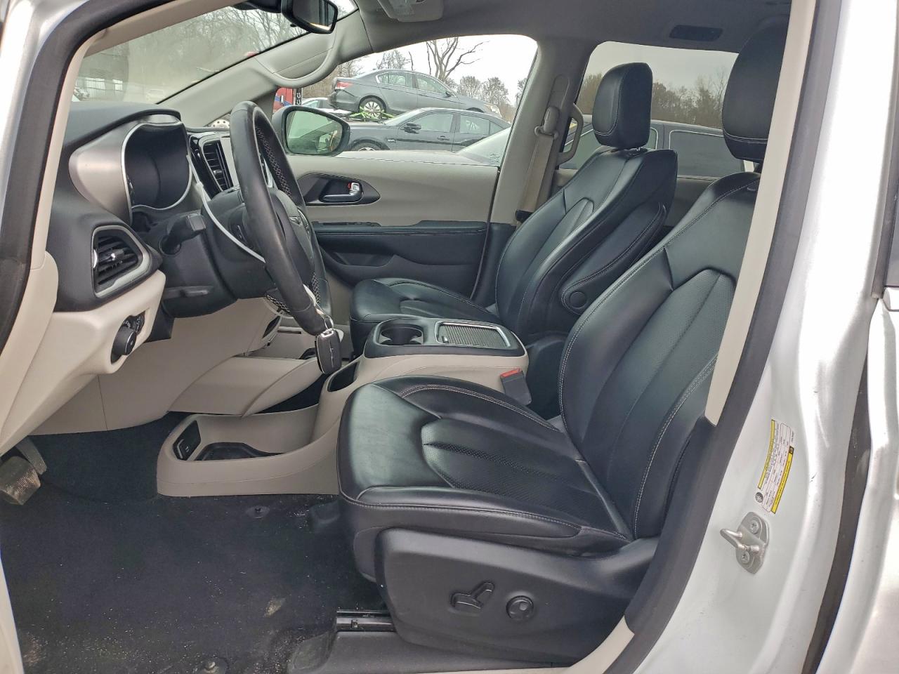 2023 Chrysler Pacifica Touring L VIN: 2C4RC1BG4PR578407 Lot: 93270835