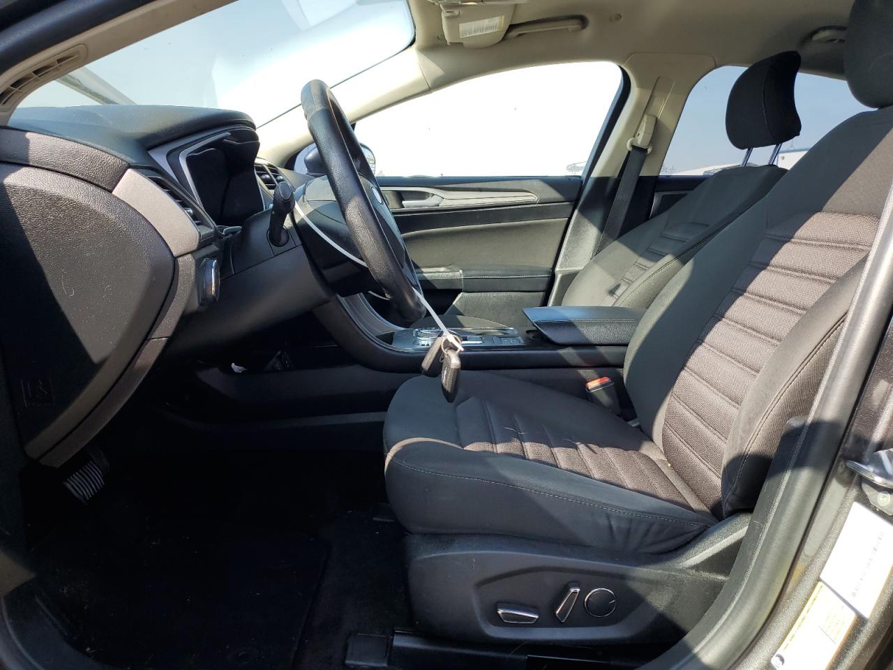 2018 Ford Fusion Se Hybrid VIN: 3FA6P0LUXJR273121 Lot: 90753475