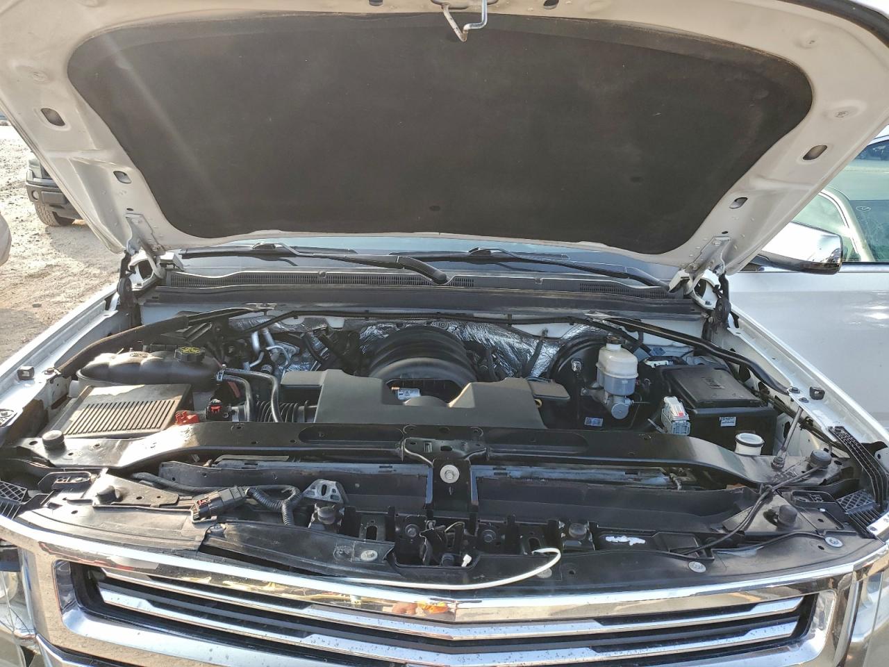 2018 Chevrolet Tahoe K1500 Premier VIN: 1GNSKCKC6JR129649 Lot: 94143355