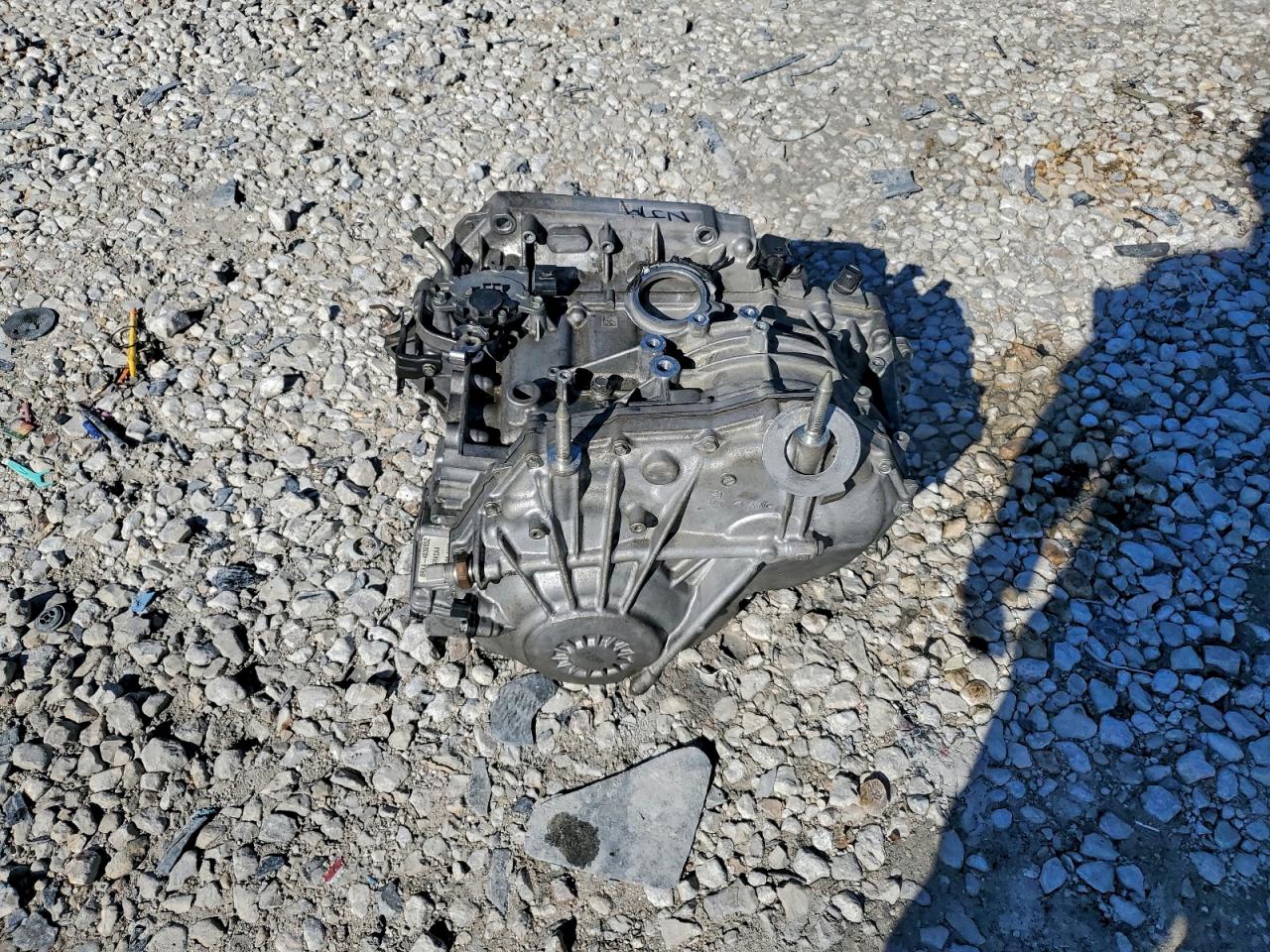 2019 Honda Cr-V Lx VIN: 2HKRW5H31KH418140 Lot: 94154715