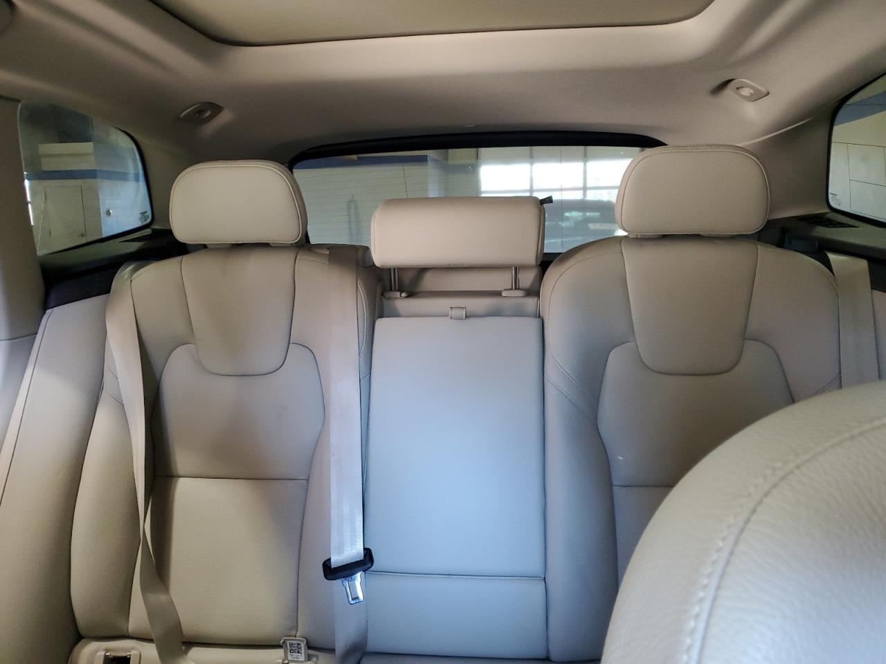 2023 Volvo Xc60 Plus VIN: YV4L12RN5P1331534 Lot: 91523425