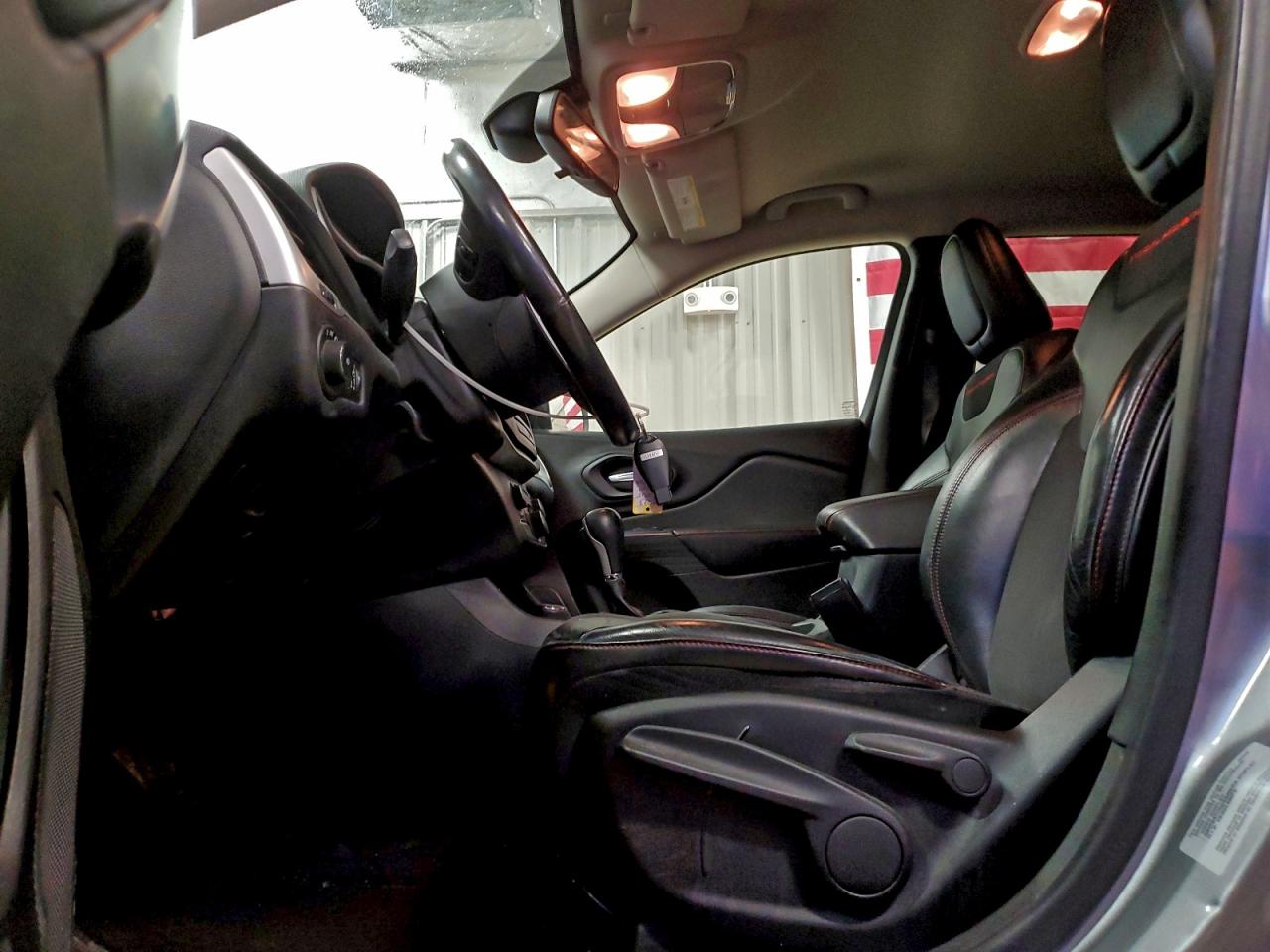 2015 Jeep Cherokee Trailhawk VIN: 1C4PJMBS1FW756380 Lot: 94558035