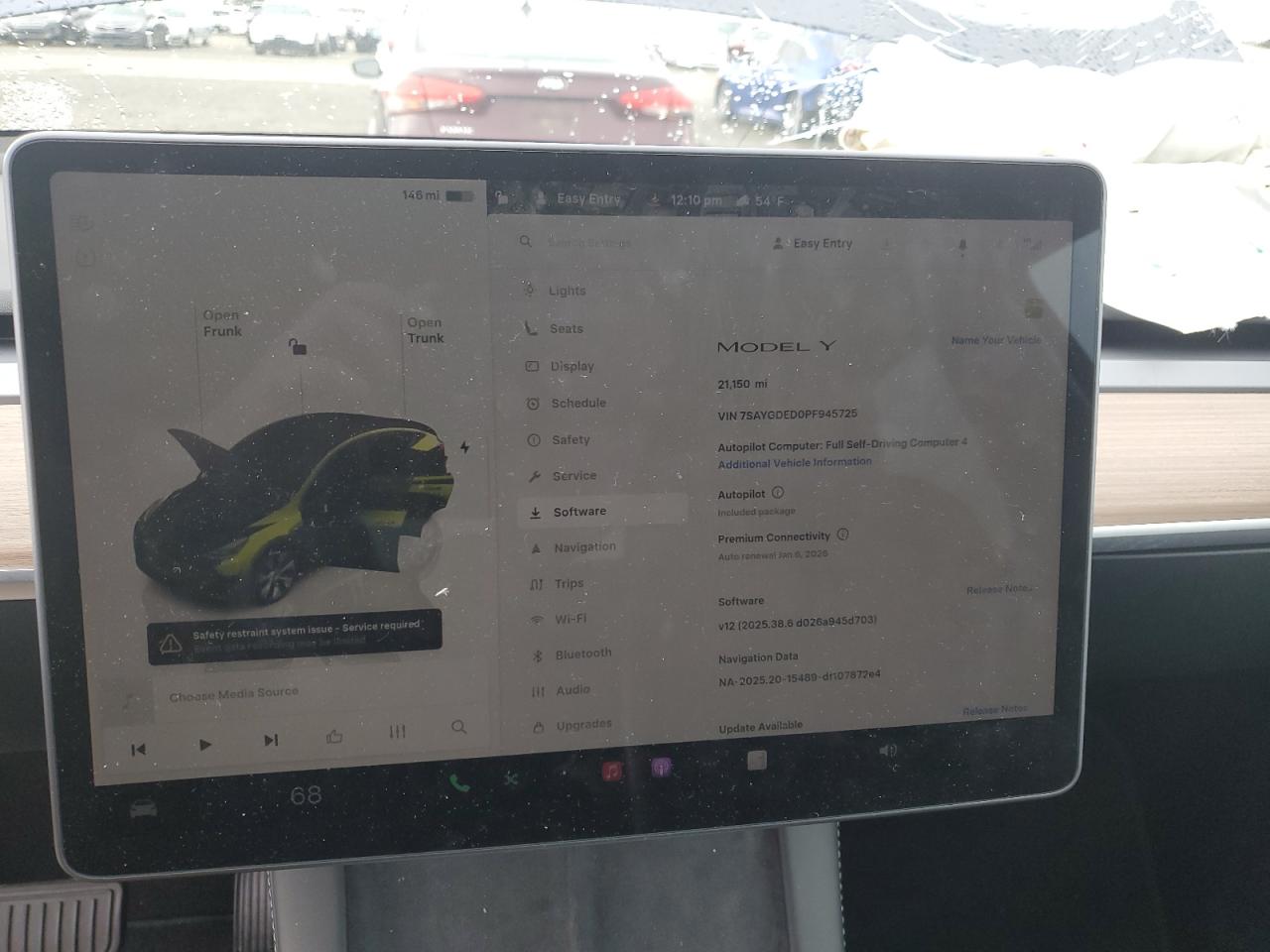 2023 Tesla Model Y VIN: 7SAYGDED0PF945725 Lot: 93749315