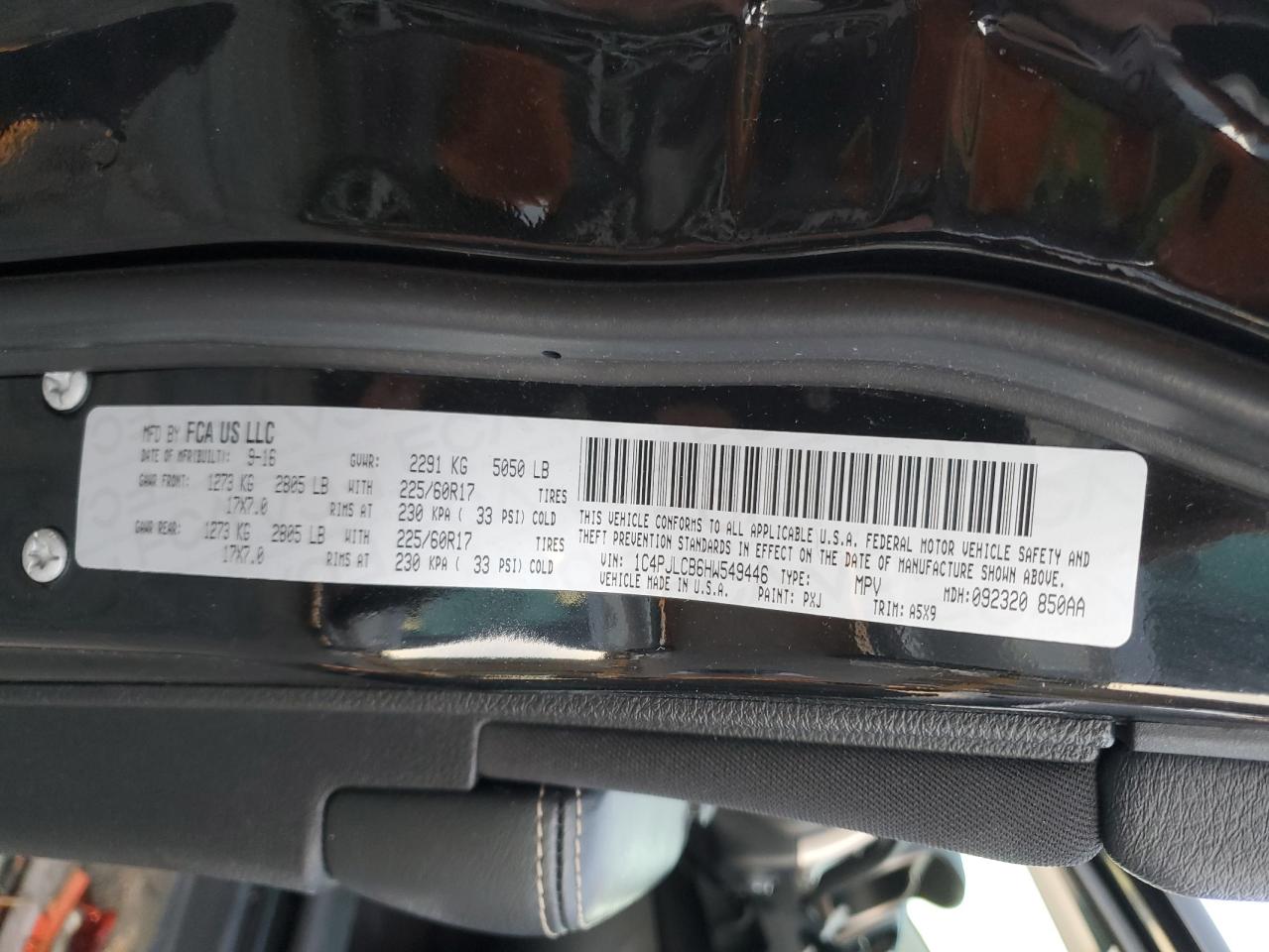 2017 Jeep Cherokee Latitude VIN: 1C4PJLCB6HW549446 Lot: 92438275