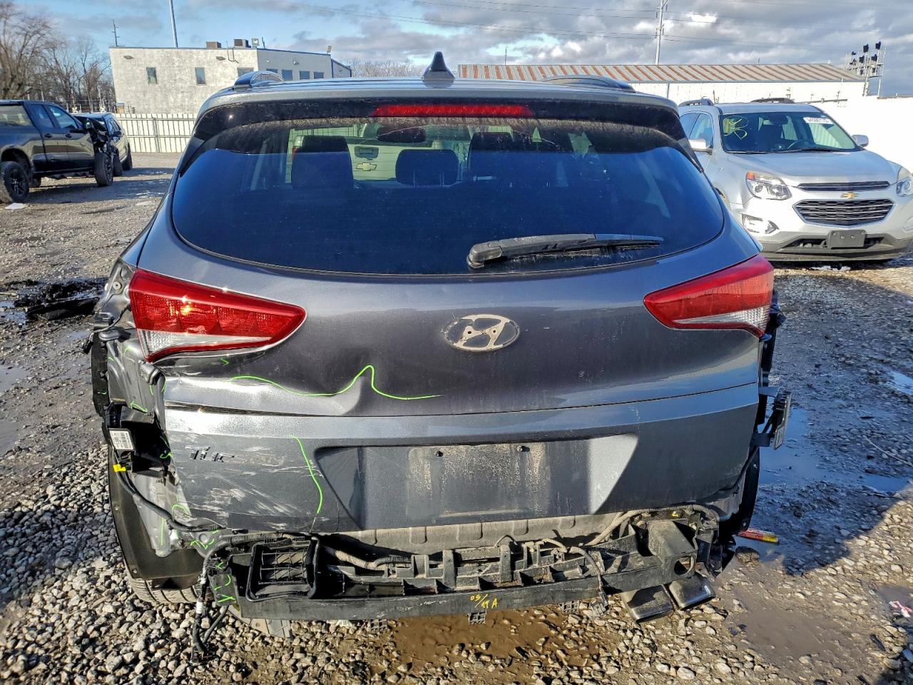 2018 Hyundai Tucson Value VIN: KM8J33A2XJU761668 Lot: 94462065