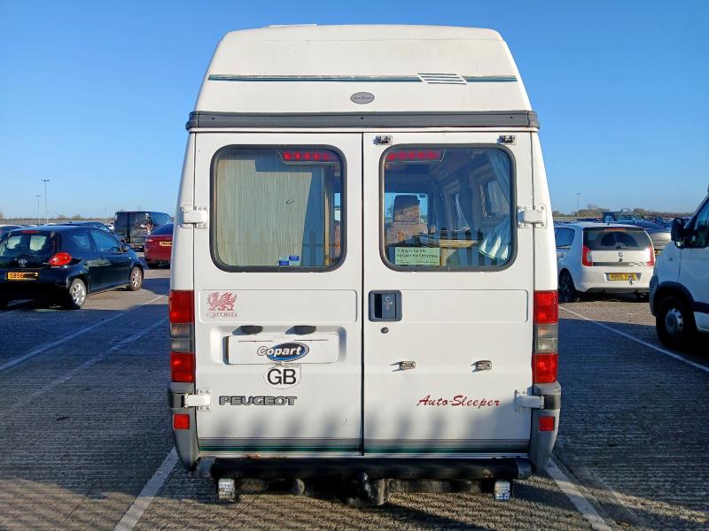 2001 PEUGEOT BOXER 270 MWB 