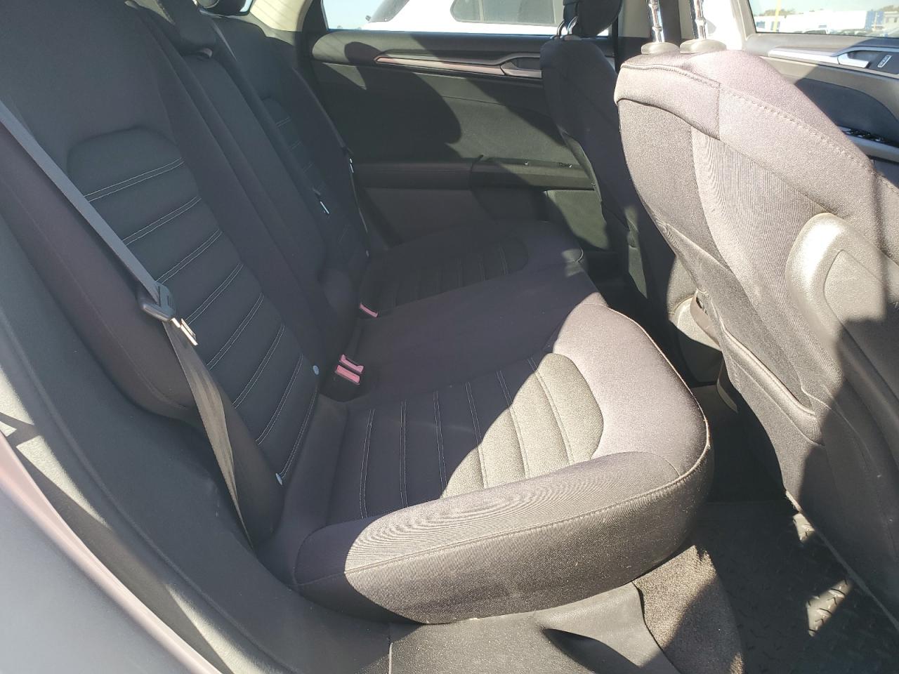 2014 Ford Fusion Se VIN: 1FA6P0H72E5377419 Lot: 92435335