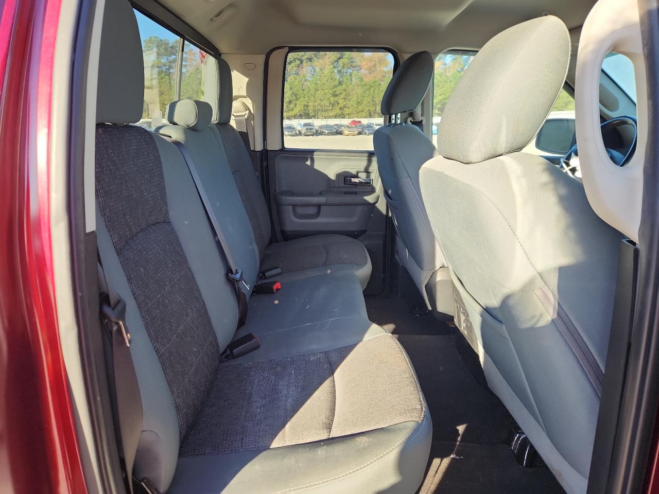 2018 Ram 1500 Slt VIN: 1C6RR7GT9JS207196 Lot: 92625735