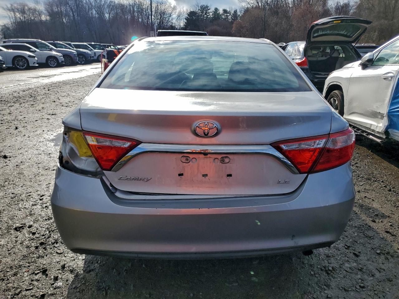2015 Toyota Camry Le VIN: 4T4BF1FK9FR507360 Lot: 94029705