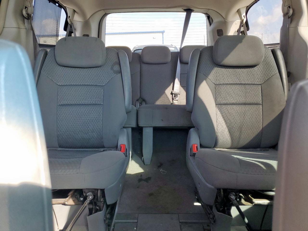 2010 Chrysler Town & Country Touring VIN: 2A4RR5D15AR302852 Lot: 93524035