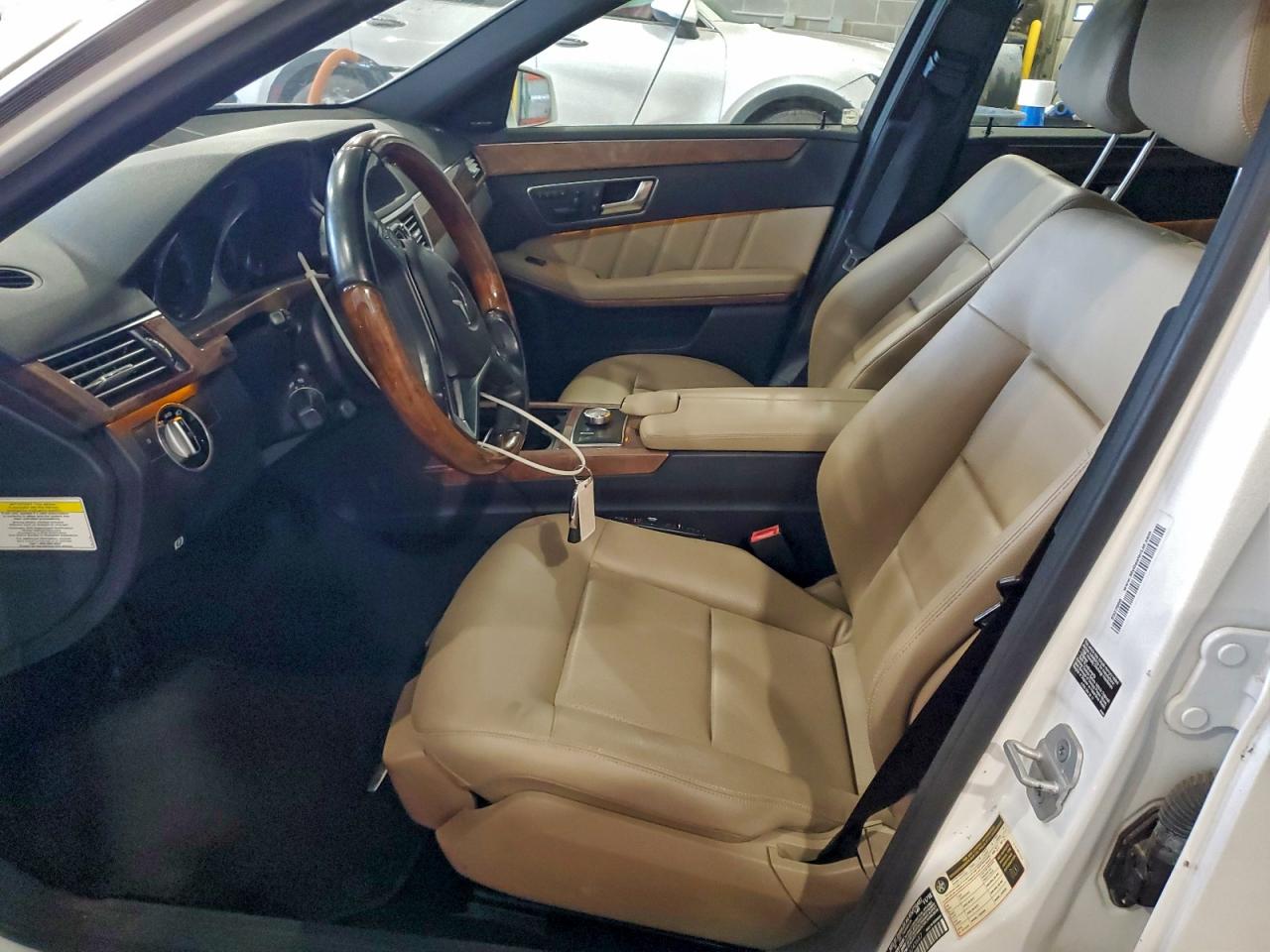 2013 Mercedes-Benz E 350 Bluetec VIN: WDDHF2EB9DA743687 Lot: 93186155