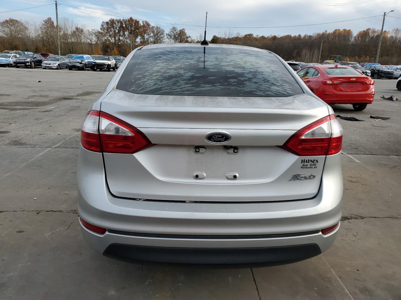 2018 Ford Fiesta S VIN: 3FADP4AJ7JM142037 Lot: 92124415