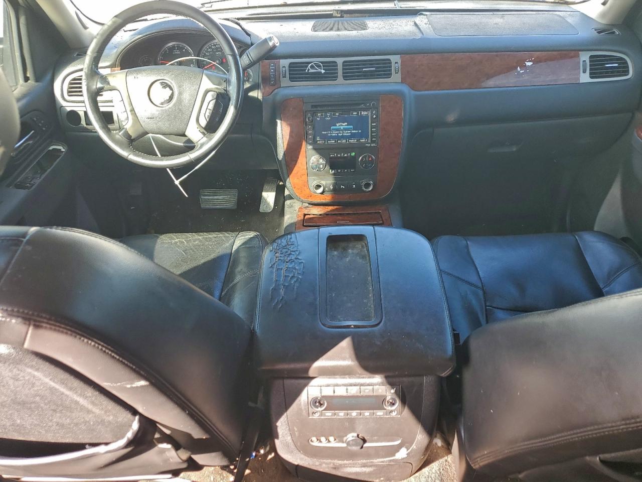 2011 Chevrolet Tahoe C1500 Ltz VIN: 1GNSCCE06BR197840 Lot: 94049145