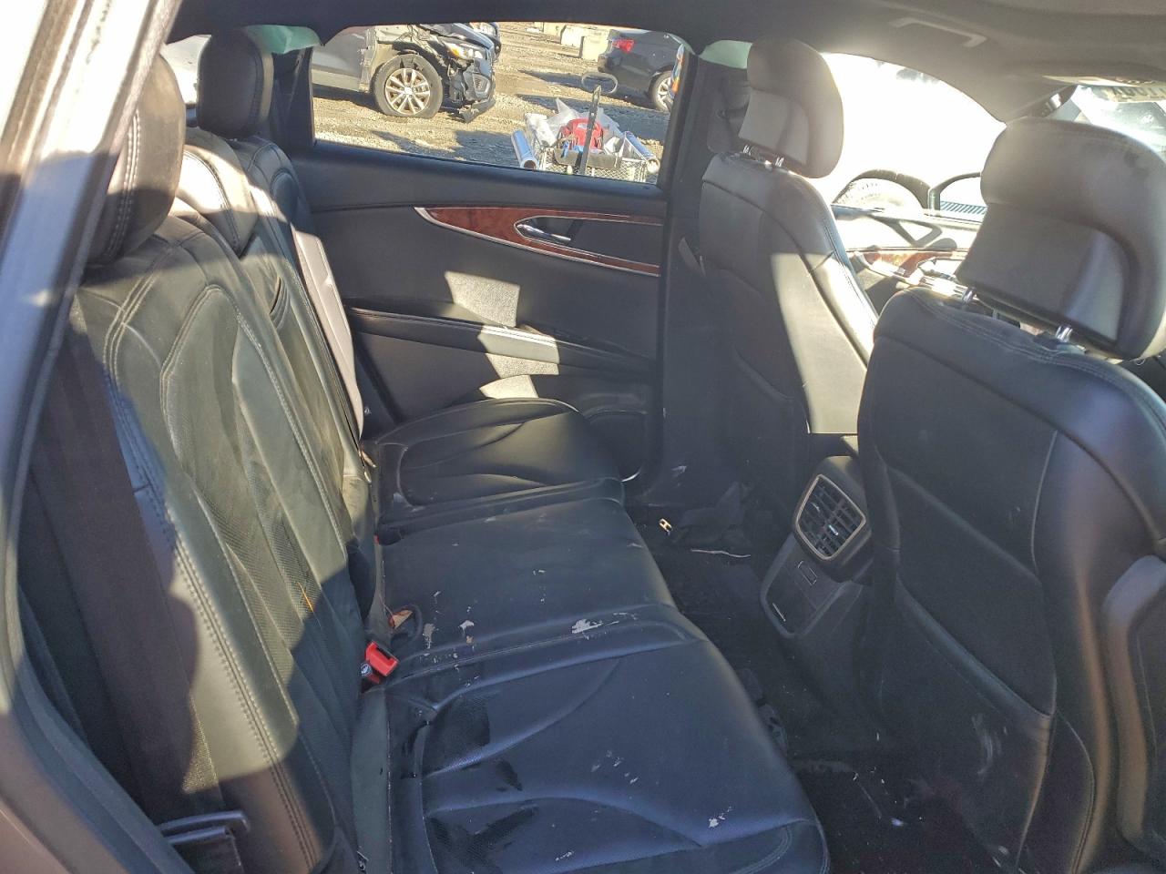 2017 Lincoln Mkx Reserve VIN: 2LMPJ8LR7HBL40471 Lot: 94246105