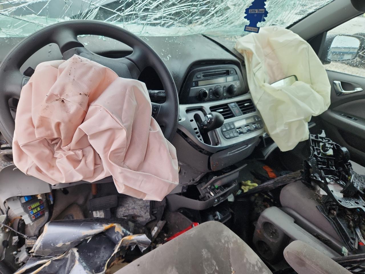 2010 Honda Odyssey Ex VIN: 5FNRL3H40AB095637 Lot: 92875695