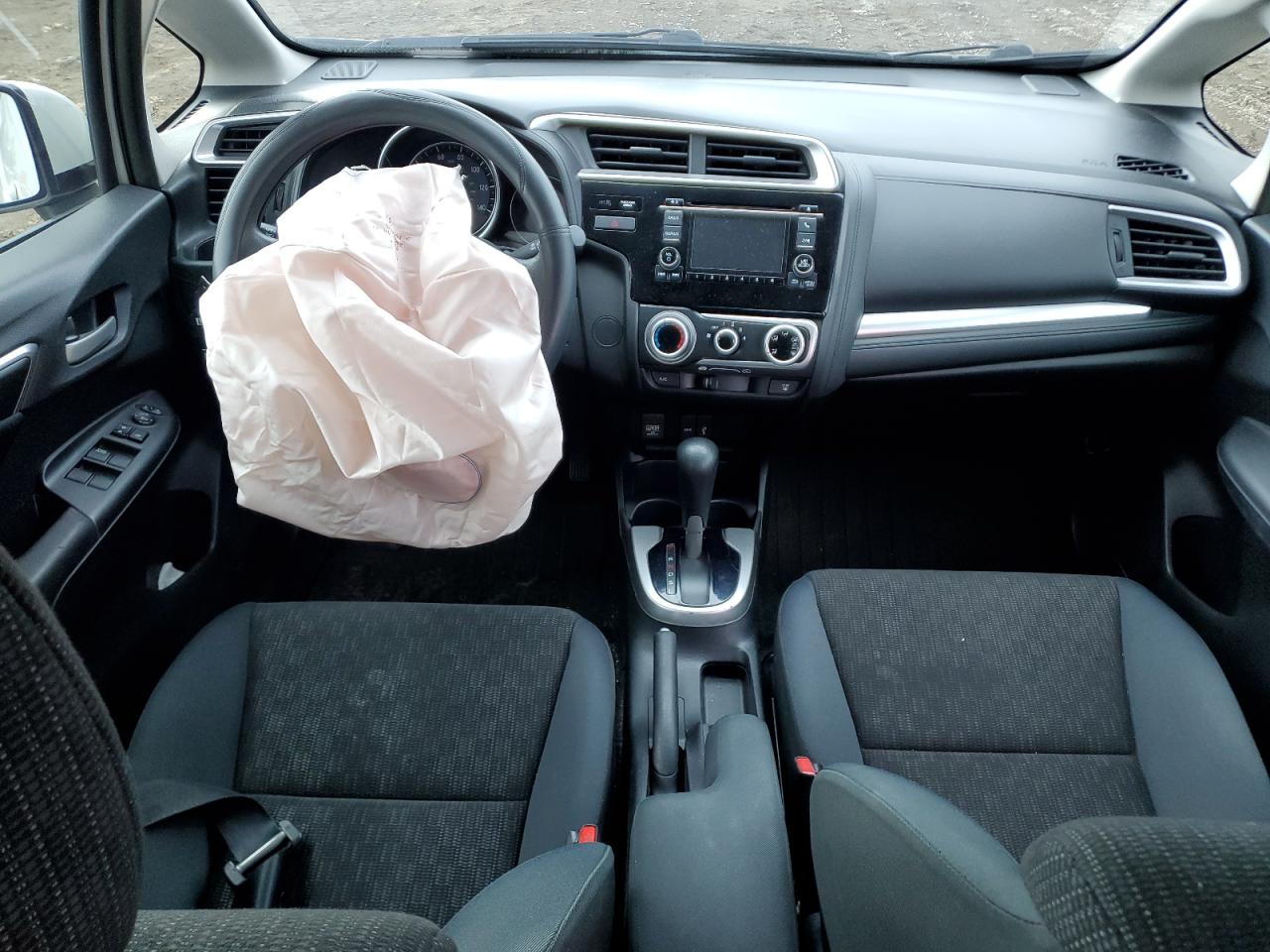 2015 Honda Fit Lx VIN: 3HGGK5H55FM709486 Lot: 93241945