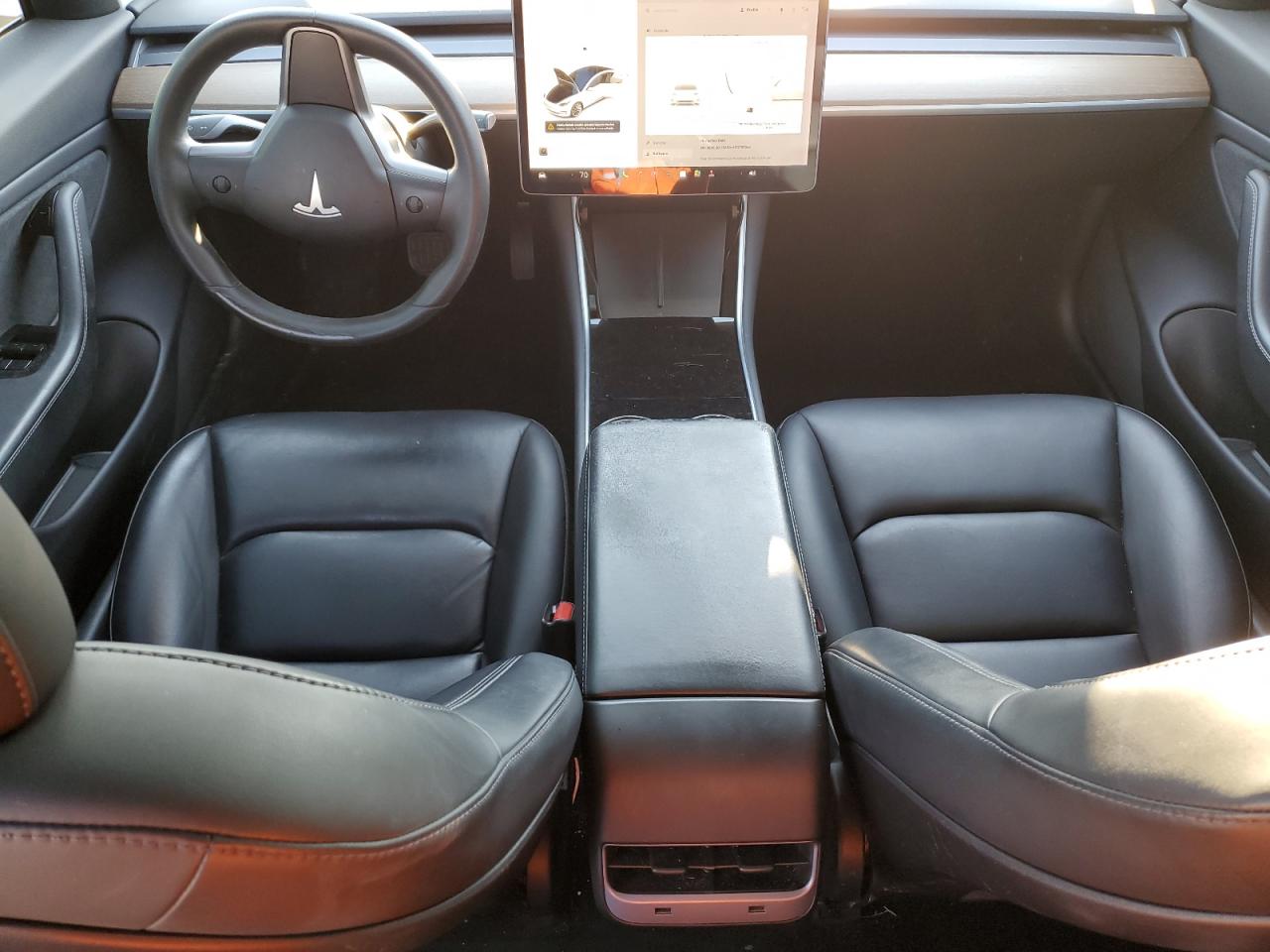 2020 Tesla Model 3 VIN: 5YJ3E1EC1LF586981 Lot: 89664495