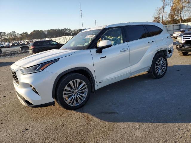 TOYOTA HIGHLANDER 2021