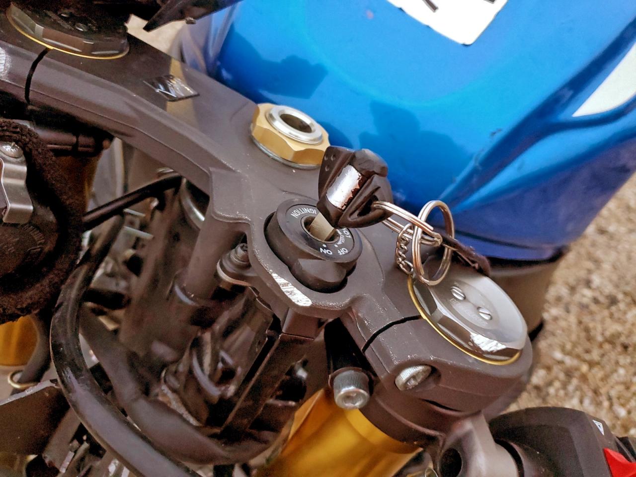 2015 Suzuki Gsx-R750 VIN: JS1GR7MA1F2100194 Lot: 93819545