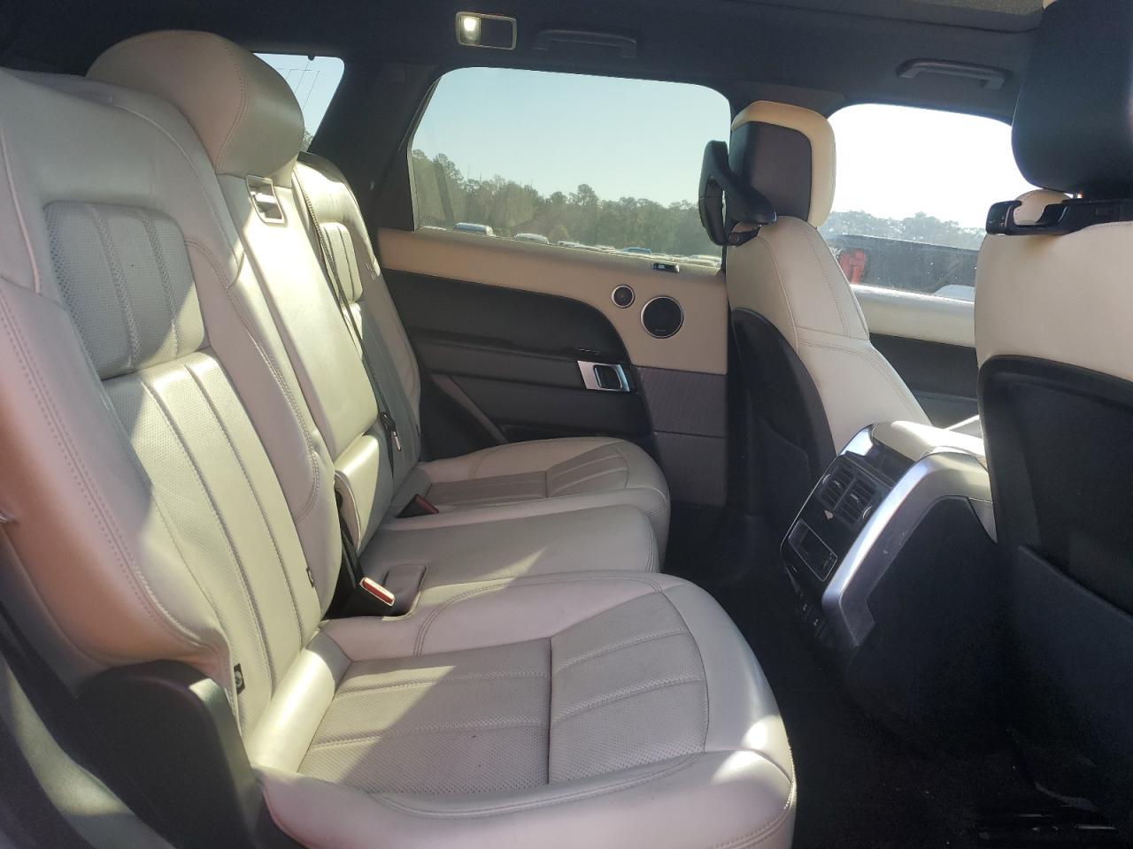 2018 Land Rover Range Rover Sport Hse VIN: SALWR2RV7JA401608 Lot: 92093435