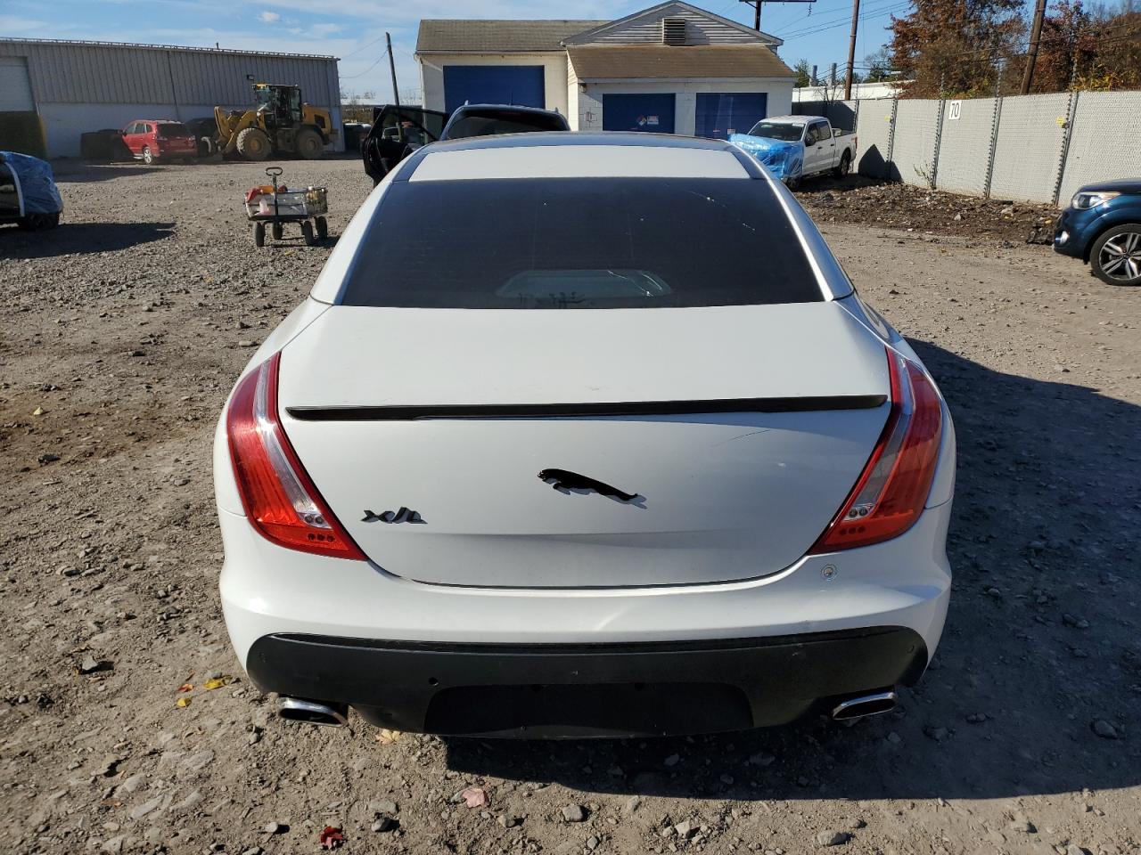 2011 Jaguar Xjl VIN: SAJWA2GB9BLV07010 Lot: 90923435