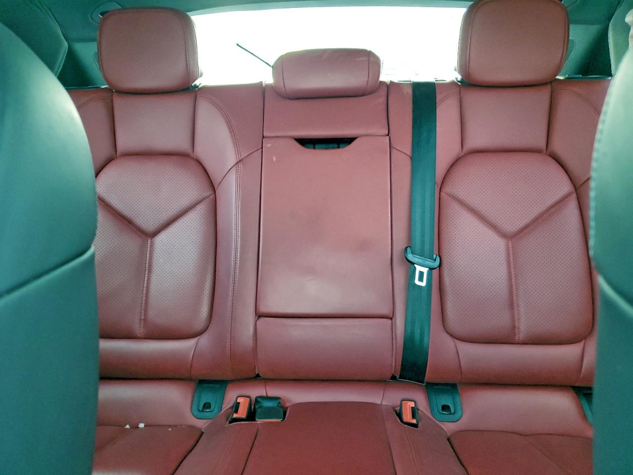 2018 Porsche Macan VIN: WP1AA2A57JLB19217 Lot: 93439205