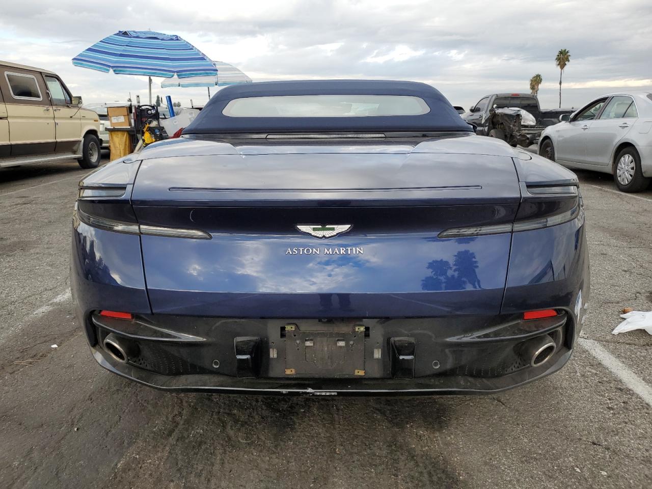 SCFRMFCW4KGM05594 2019 Aston Martin Db11