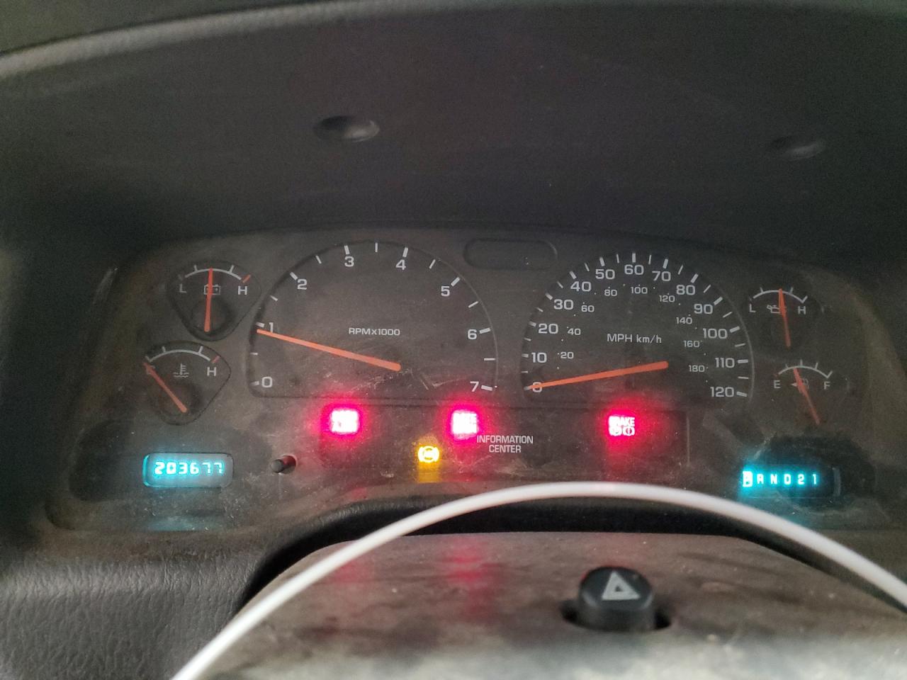 2003 Dodge Durango Slt VIN: 1D4HS48N83F586696 Lot: 92681555