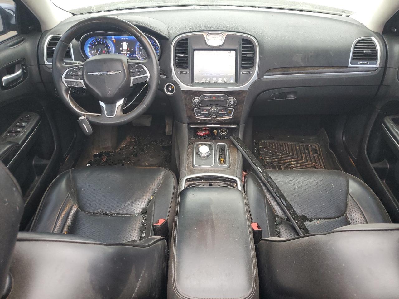 2016 Chrysler 300C VIN: 2C3CCAEG3GH111121 Lot: 92851555