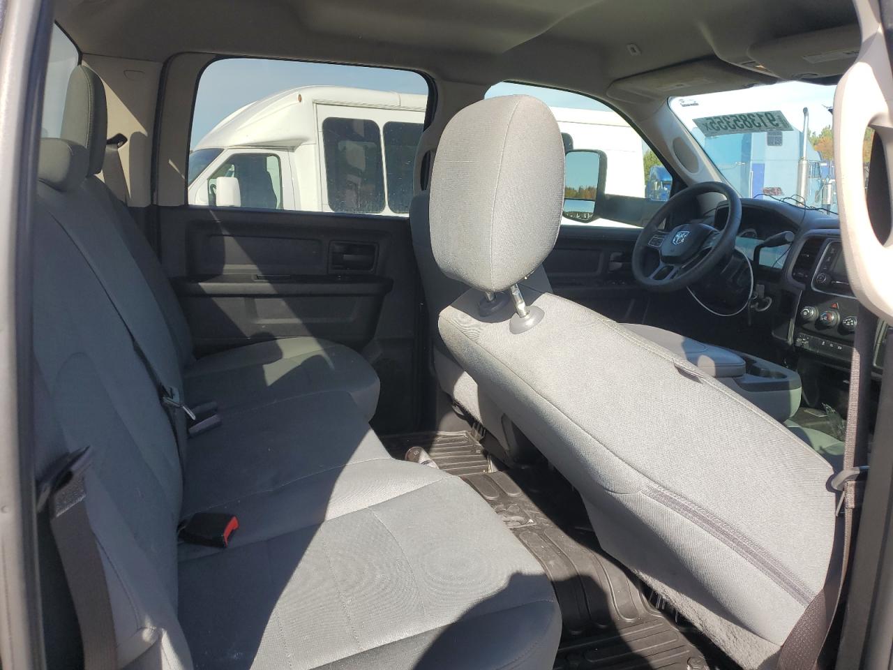 2018 Ram 3500 St VIN: 3C63RRGL7JG285629 Lot: 91385355