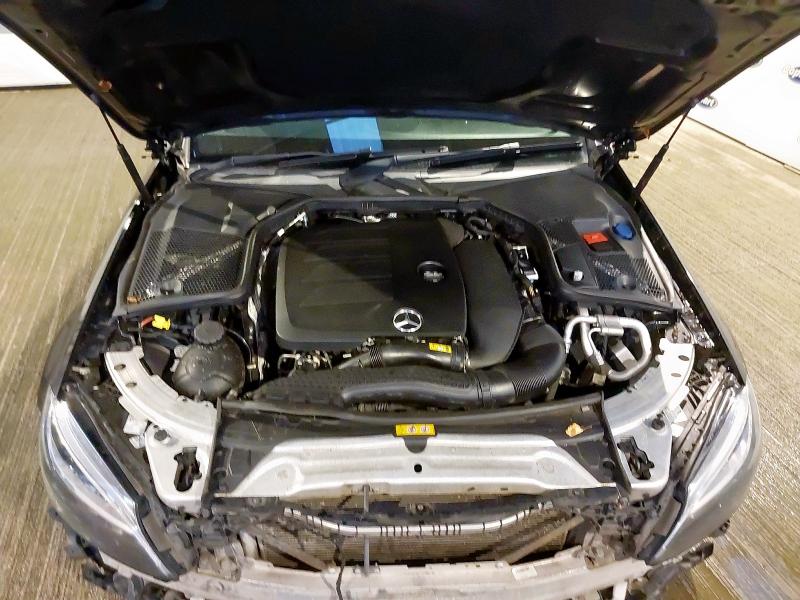 2018 MERCEDES-BENZ C CLASS C300 AMG LINE 4DR 9G-TRONIC