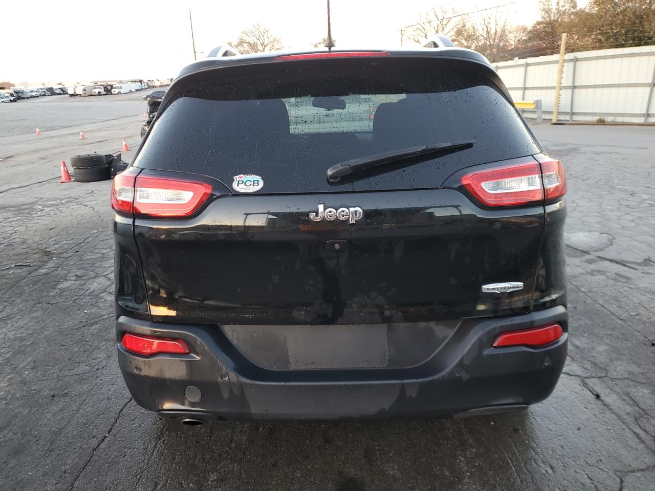 2017 Jeep Cherokee Latitude VIN: 1C4PJLCB6HW549446 Lot: 92438275