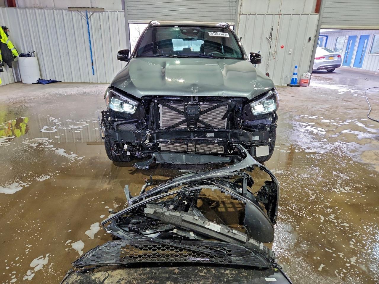 Фото: 4JGFB6BB2RB239407