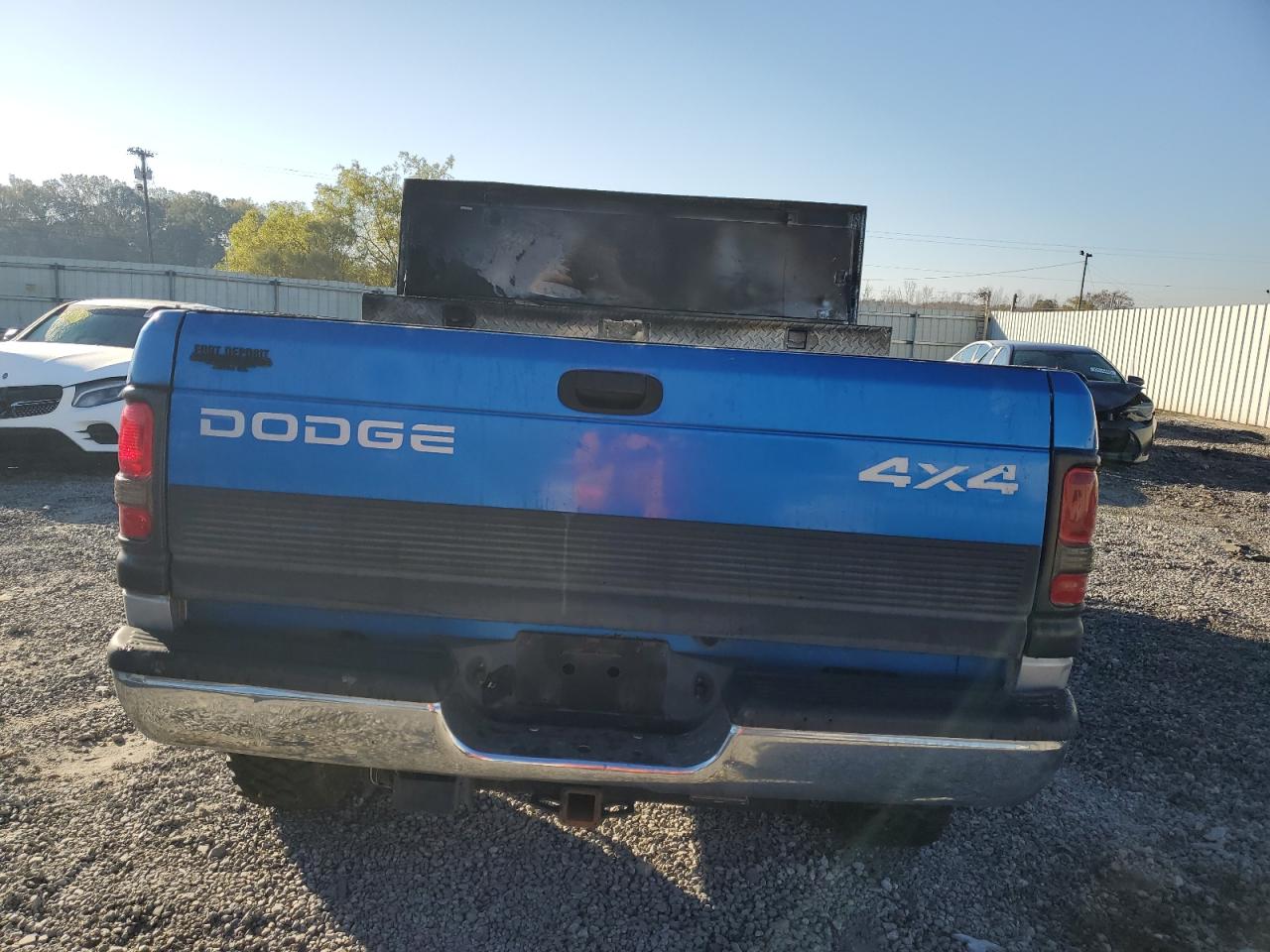 1998 Dodge Ram 2500 VIN: 1B7KF23W5WJ136405 Lot: 93016095