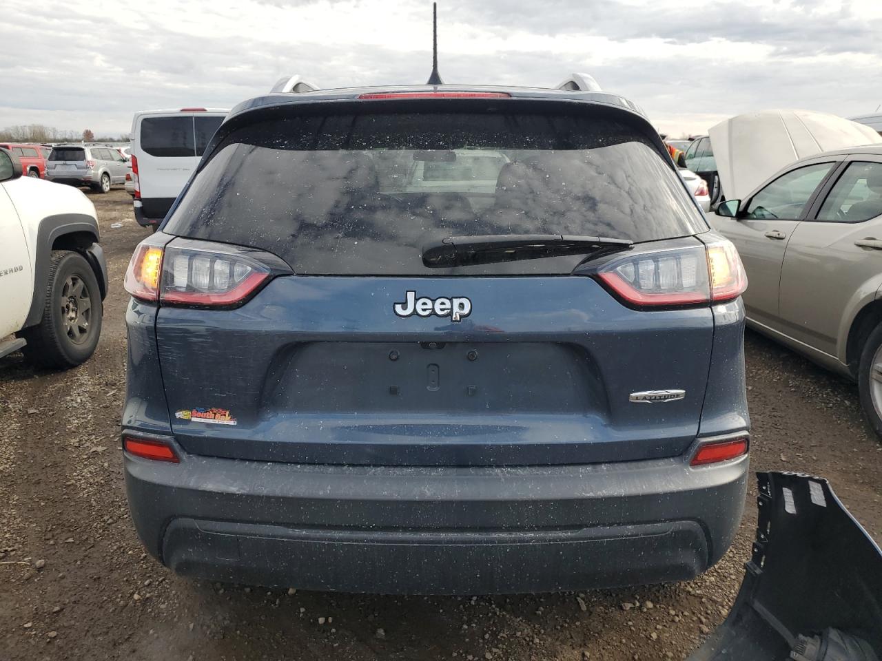 2019 Jeep Cherokee Latitude VIN: 1C4PJLCB4KD450451 Lot: 91022895