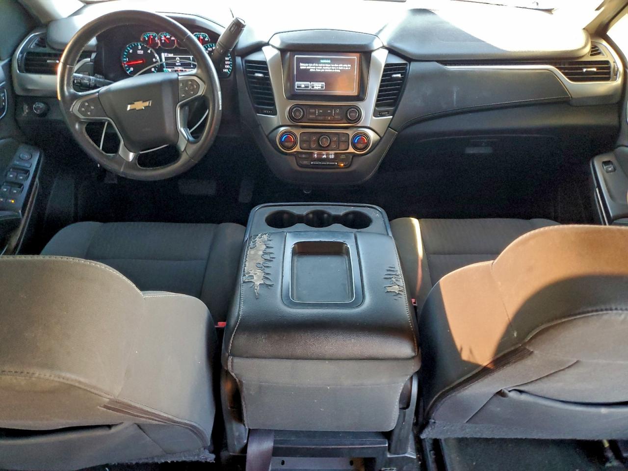 2017 Chevrolet Suburban C1500 Ls VIN: 1GNSCGECXHR228601 Lot: 93868315