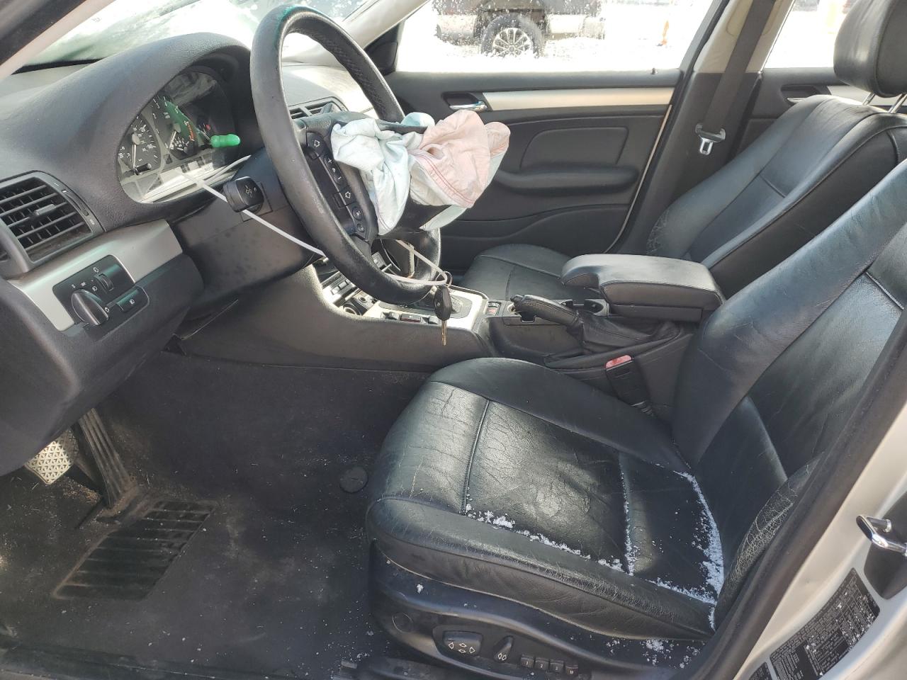 2002 BMW 325 Xi VIN: WBAEU33402PF64641 Lot: 92032845