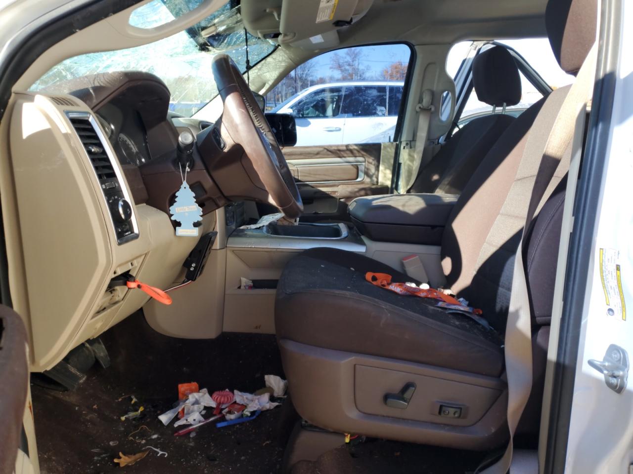 2018 Ram 1500 Slt VIN: 3C6RR7LT4JG135563 Lot: 91553275