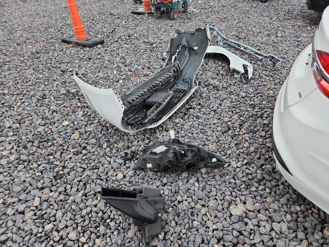 2017 Ford Fusion Se VIN: 3FA6P0H75HR327728 Lot: 93491415