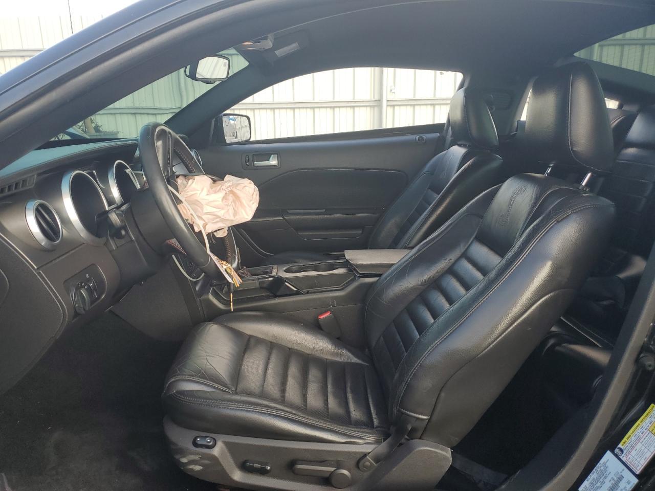 2007 Ford Mustang Shelby Gt500 VIN: 1ZVHT88S975318076 Lot: 93394915