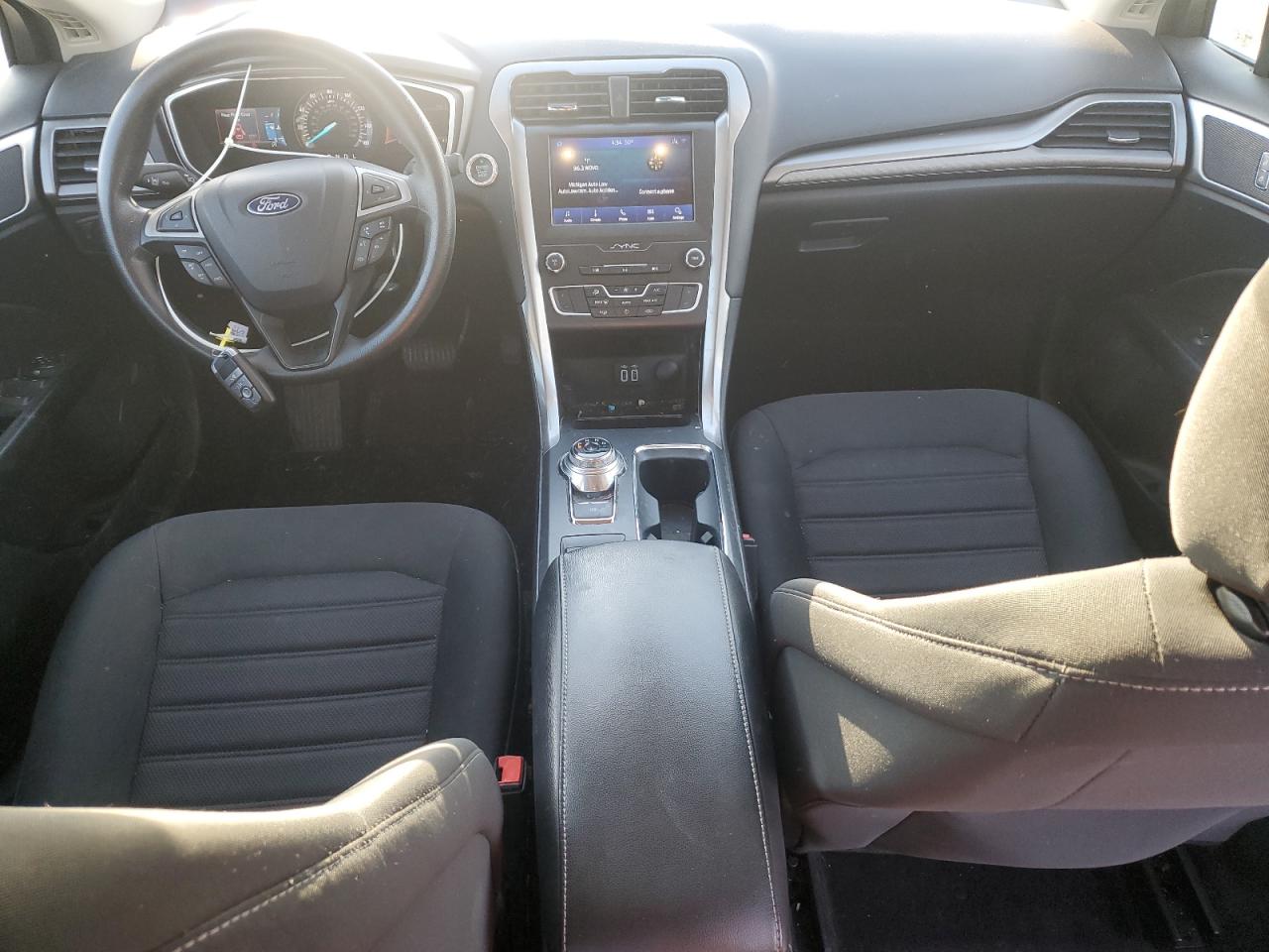 2020 Ford Fusion Se VIN: 3FA6P0HD3LR255801 Lot: 91097045