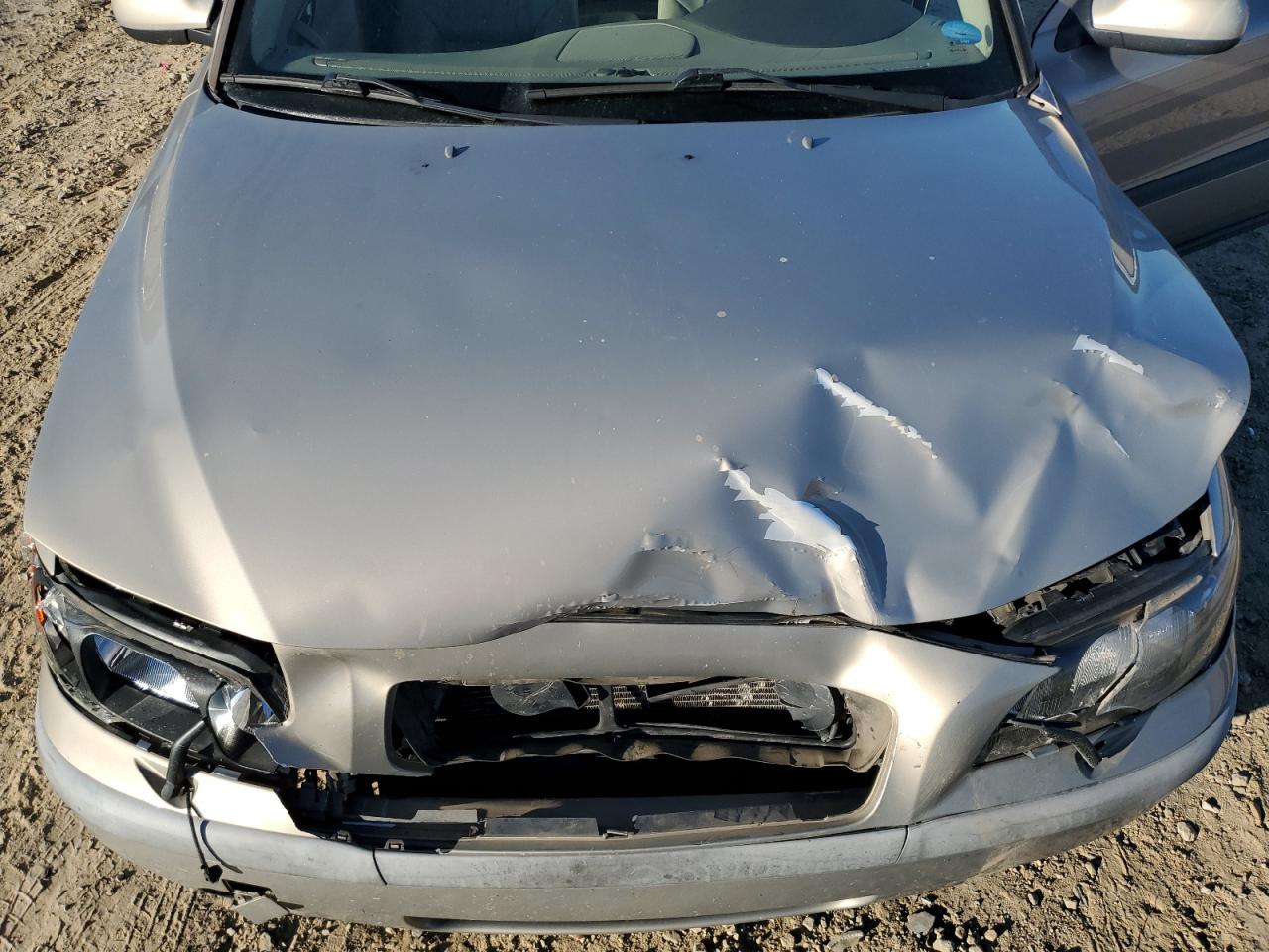 2001 Volvo S60 2.4T VIN: YV1RS58D912037750 Lot: 91469835