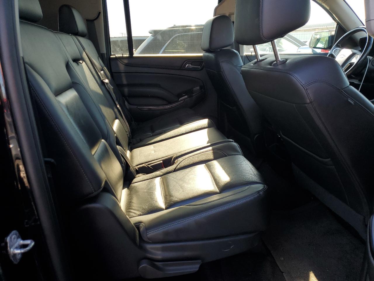 2018 Chevrolet Suburban C1500 Lt VIN: 1GNSCHKC6JR179235 Lot: 91560235