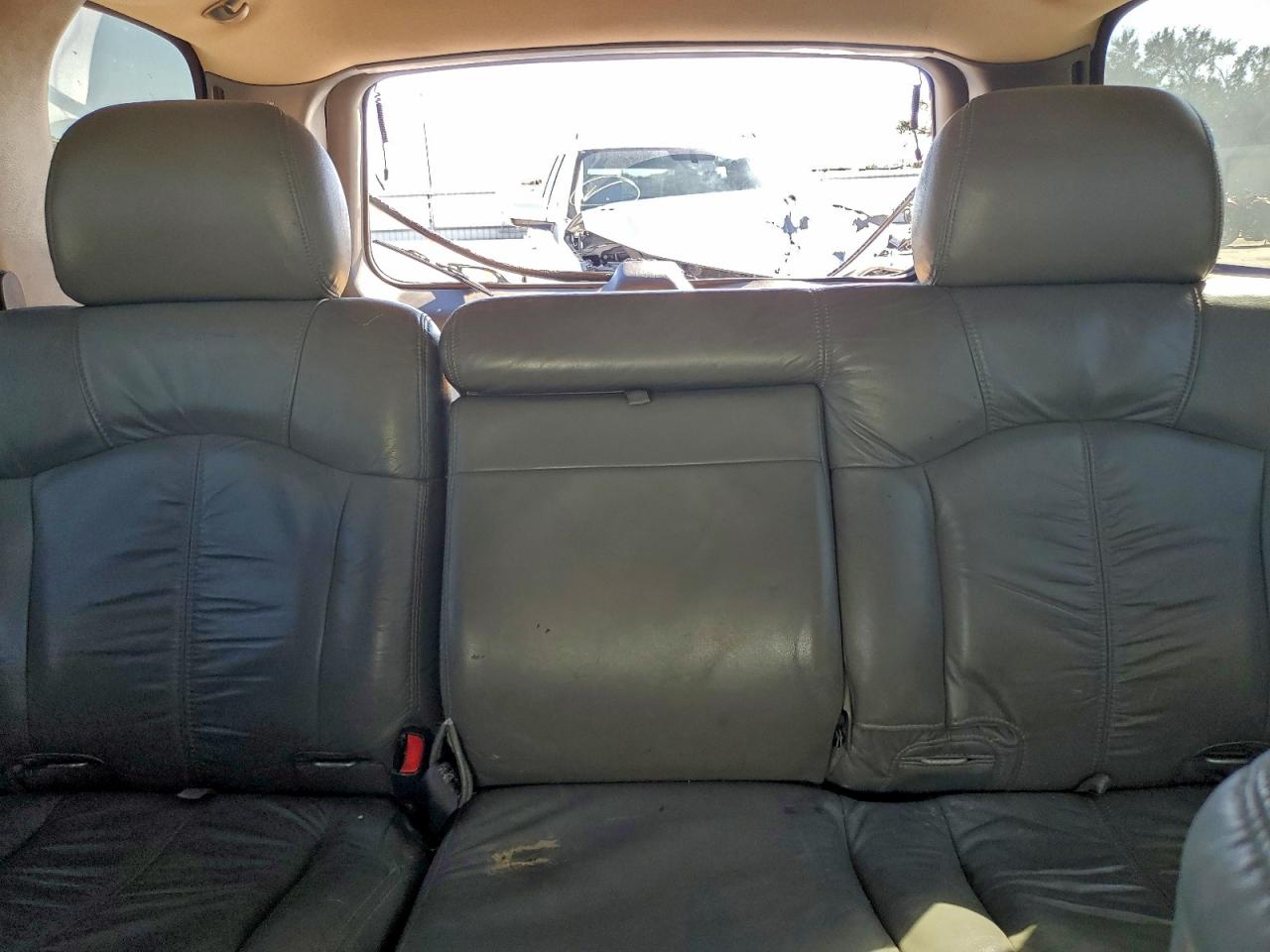 2002 Chevrolet Tahoe C1500 VIN: 1GNEC13ZX2R172412 Lot: 91264925