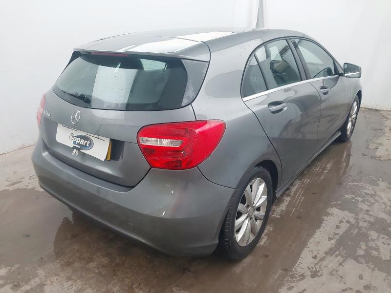 2015 MERCEDES-BENZ A CLASS A180 SE 5DR