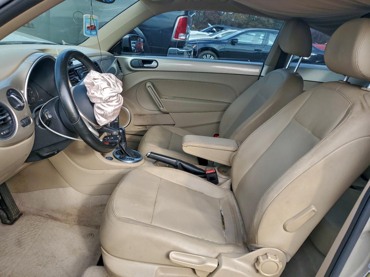 2012 Volkswagen Beetle VIN: 3VWJP7AT7CM659001 Lot: 93783455