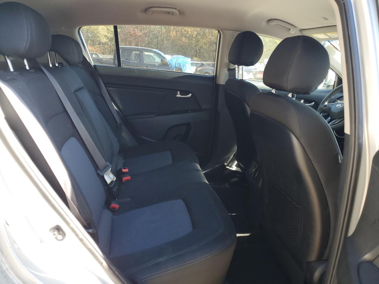 2015 Kia Sportage Lx VIN: KNDPB3AC2F7673391 Lot: 92423605